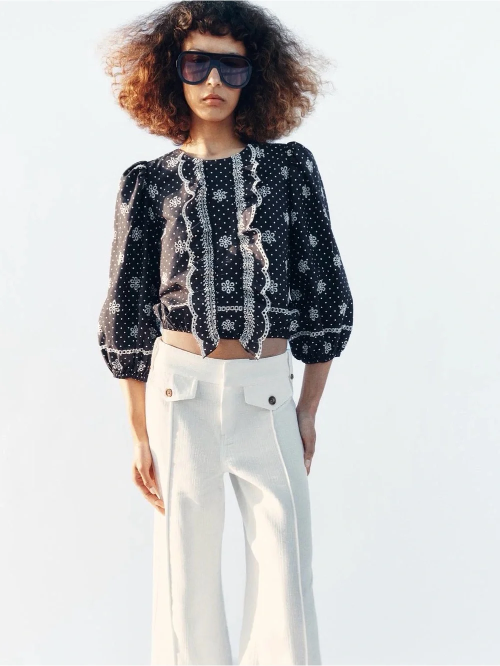NWT Zara Women's Navy & White Embroidered Puff-Sleeve Blouse